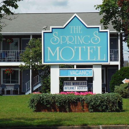 The Springs Motel Saratoga Springs Eksteriør bilde