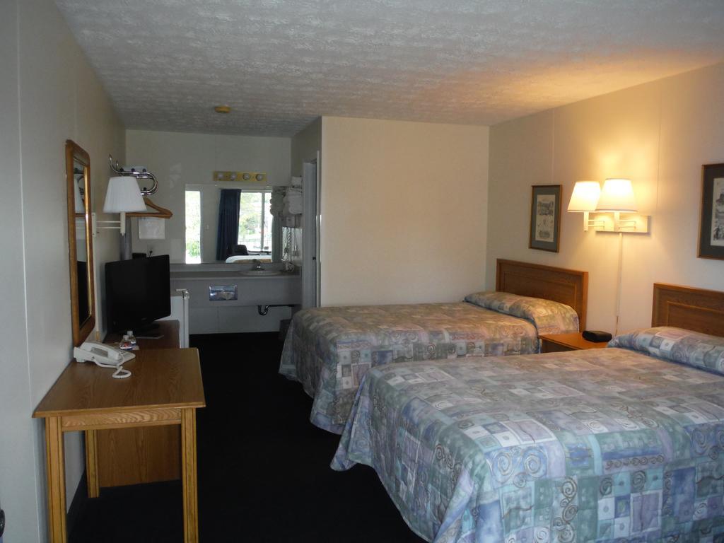 The Springs Motel Saratoga Springs Eksteriør bilde