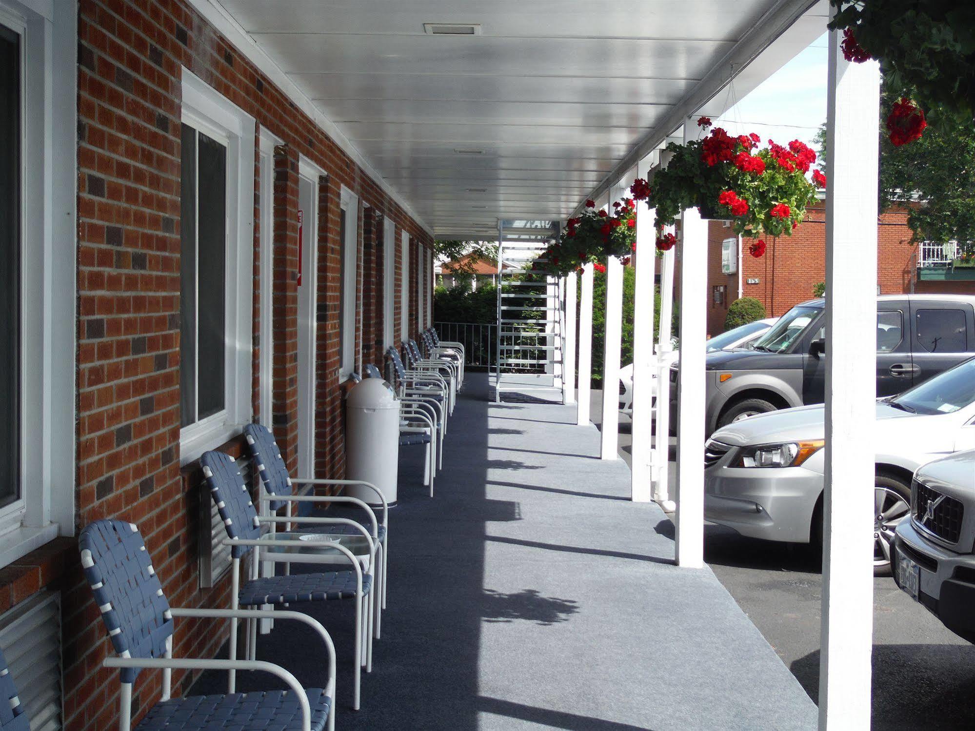 The Springs Motel Saratoga Springs Eksteriør bilde